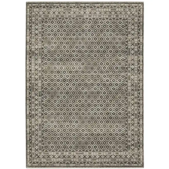 Gray And Beige Diamond Area Rug With Fringe Photo 2