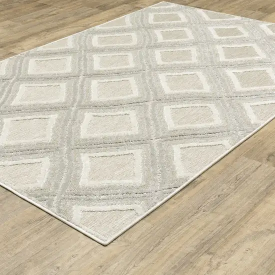 Gray And Beige Diamond Area Rug Photo 8