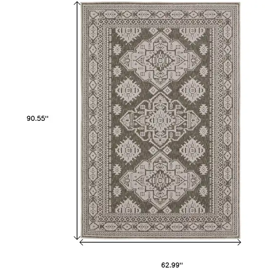 Gray And Gray Medallion Area Rug Photo 3