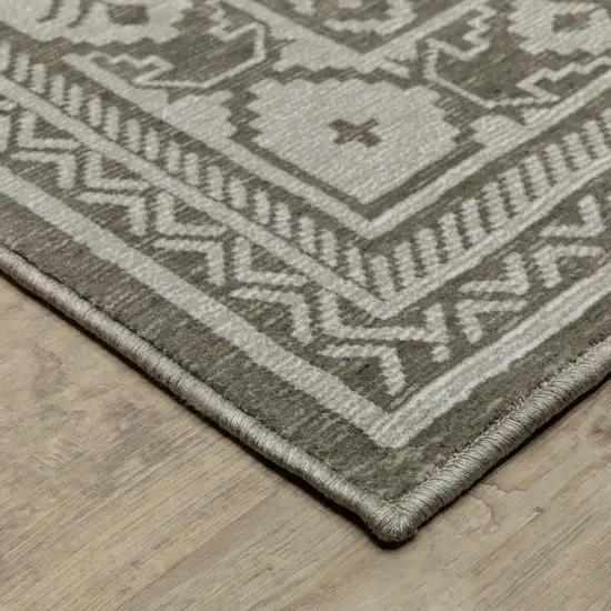 Gray And Gray Medallion Area Rug Photo 4