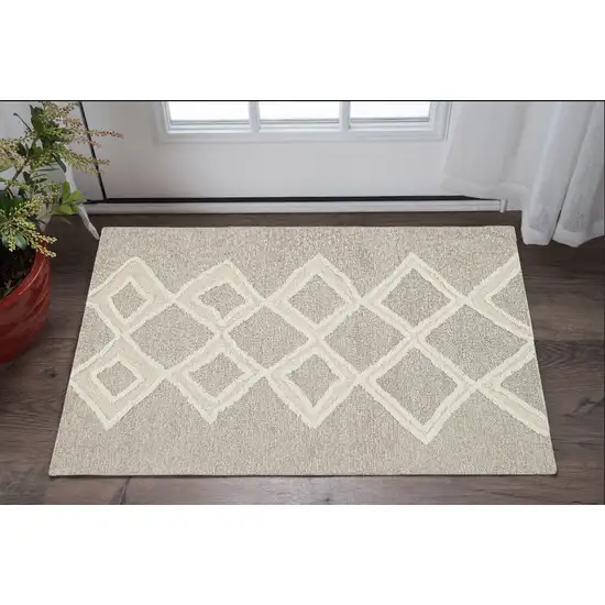 Gray And Ivory Wool Geometric Tufted Handmade Stain Resistant Area Rug Photo 1