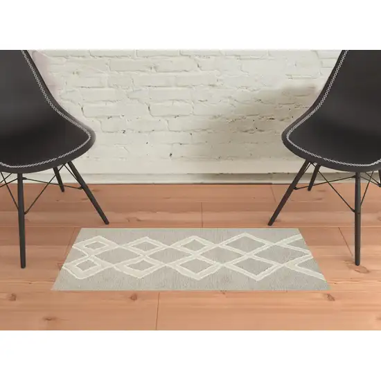 Gray And Ivory Wool Geometric Tufted Handmade Stain Resistant Area Rug Photo 2