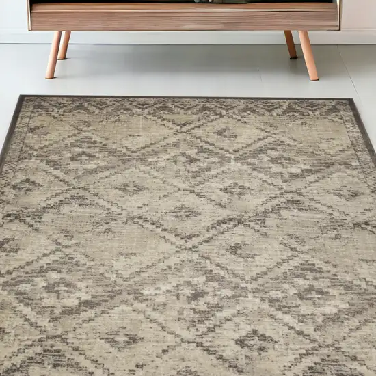 Gray Abstract Dhurrie Area Rug Photo 1