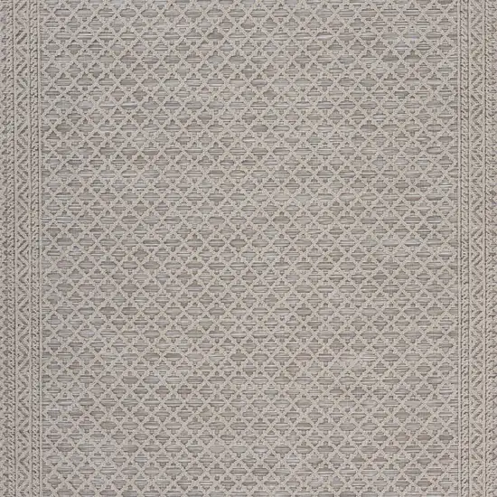 Gray Classic Indoor Outdoor Area Rug Photo 2