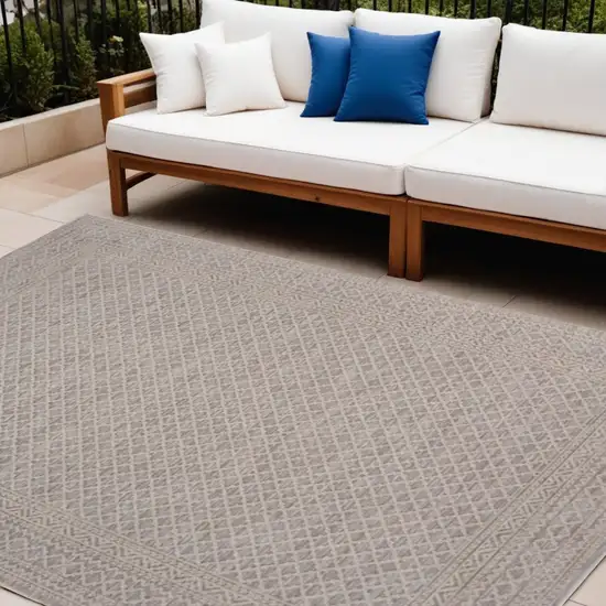 Gray Indoor Outdoor Area Rug Photo 1