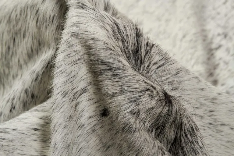 Gray Cowhide - Rug Photo 3