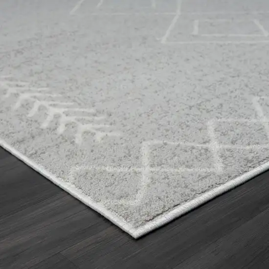 Gray Diamond Area Rug Photo 4