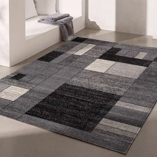 Gray Distressed Geometric Area Rug Photo 1