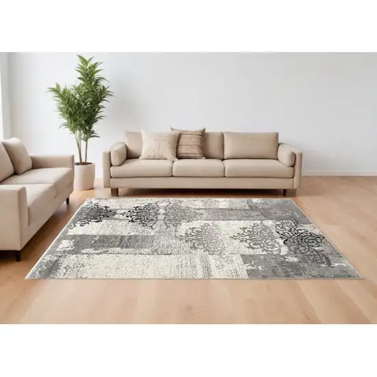 Gray Damask Dhurrie Area Rug Photo 1