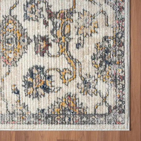 Gray Floral Area Rug Photo 4