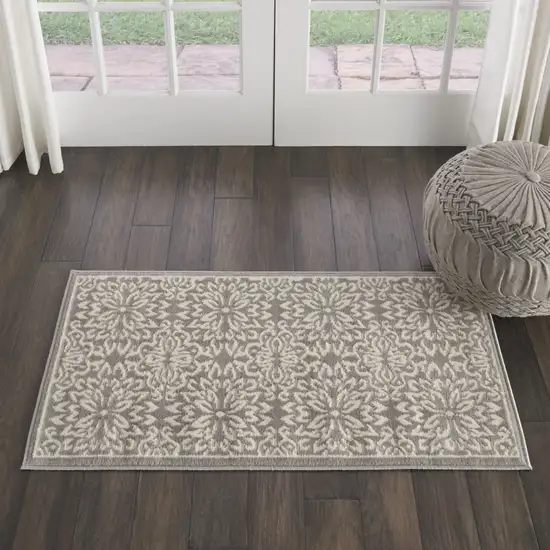 Gray Floral Power Loom Area Rug Photo 8