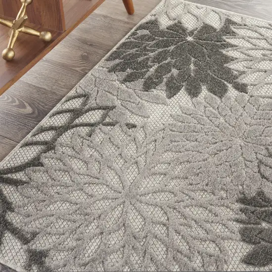 Gray Floral Stain Resistant Non Skid Indoor Outdoor Area Rug Photo 3