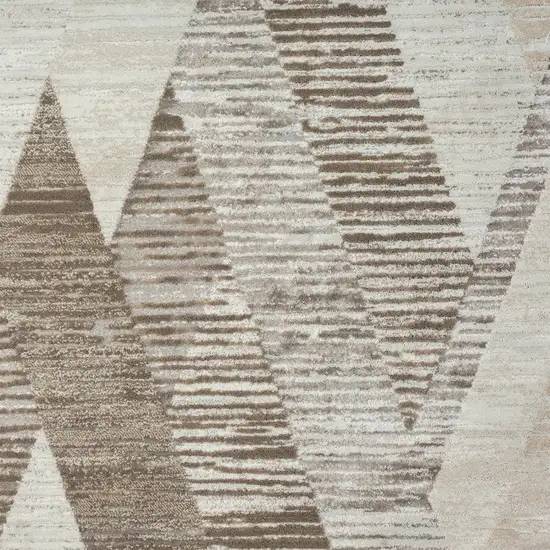 Gray Geometric Area Rug Photo 5