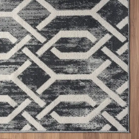 Gray Geometric Area Rug Photo 4