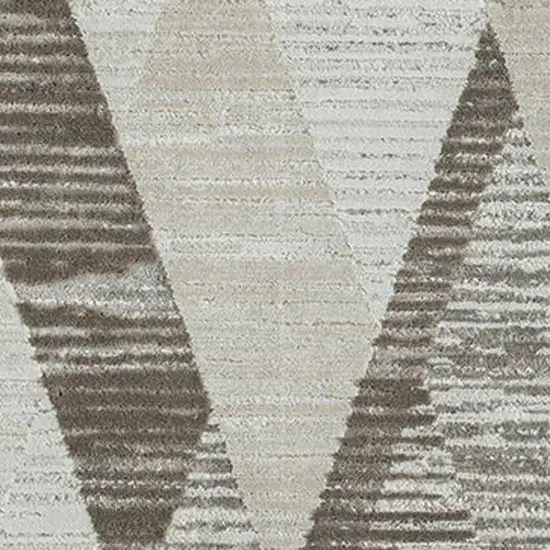 Gray Geometric Area Rug Photo 5