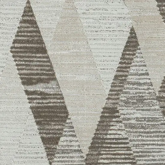 Gray Geometric Area Rug Photo 6