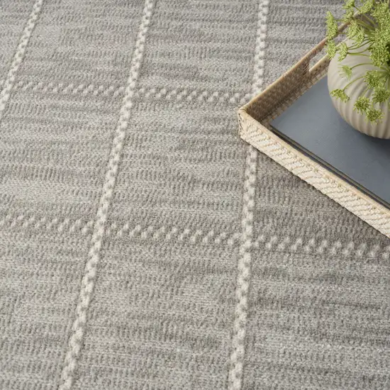 Gray Geometric Area Rug Photo 6