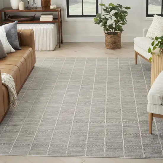 Gray Geometric Area Rug Photo 7