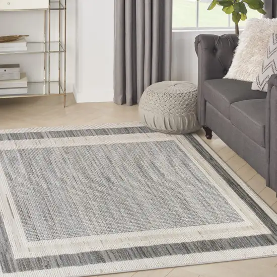 Gray Geometric Area Rug Photo 7