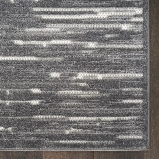 Gray Geometric Area Rug Photo 4