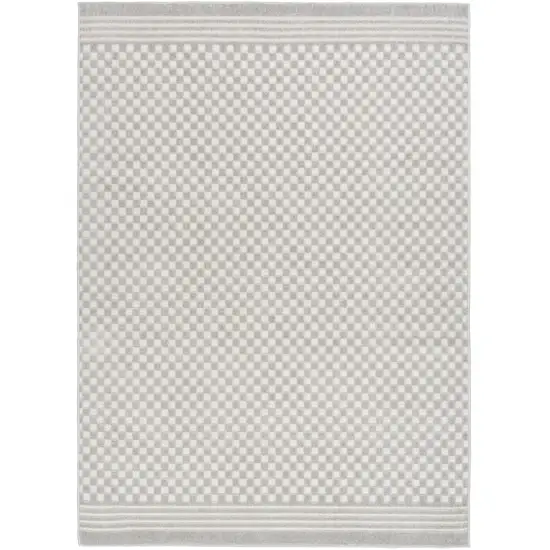 Gray Geometric Area Rug Photo 2