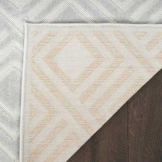 Gray Geometric Area Rug Photo 7