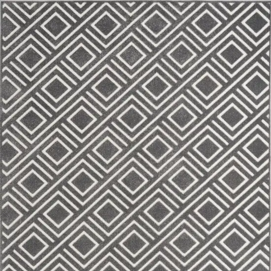 Gray Geometric Area Rug Photo 6