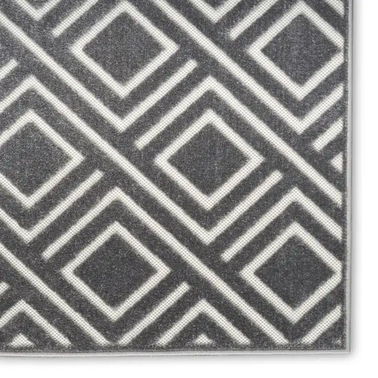 Gray Geometric Area Rug Photo 5