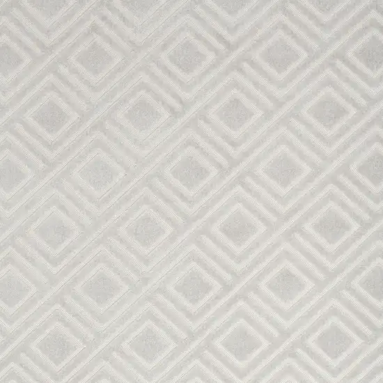 Gray Geometric Area Rug Photo 6