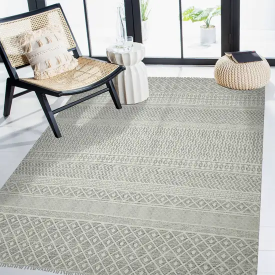 Gray Geometric Flatweave Handmade Distressed Area Rug With Fringe Photo 4