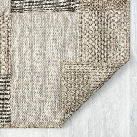 Gray Geometric Handmade Indoor Outdoor Area Rug Photo 5