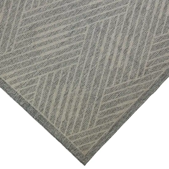 Gray Geometric Stain Resistant Indoor Outdoor Area Rug Photo 3