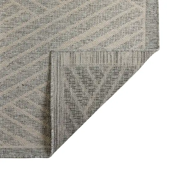 Gray Geometric Stain Resistant Indoor Outdoor Area Rug Photo 4