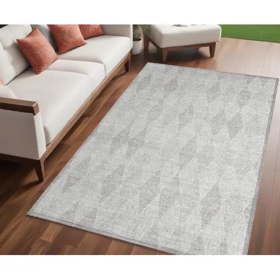 Gray Geometric Washable Non Skid Indoor Outdoor Area Rug Photo 1