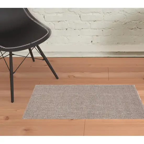 Gray Hand Woven Area Rug Photo 2