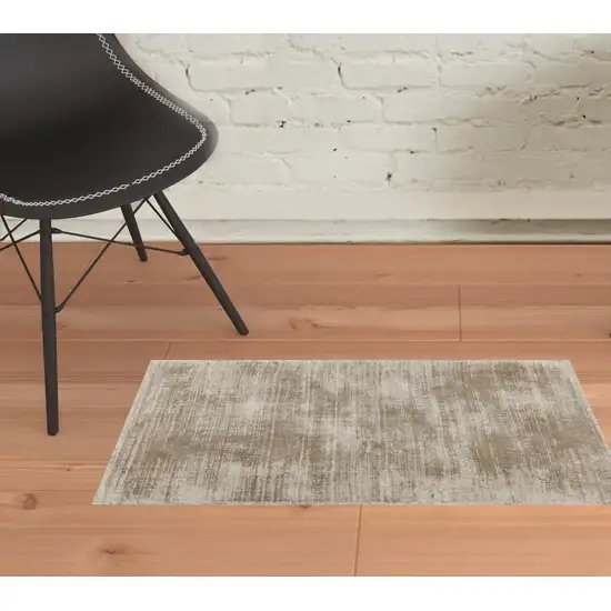 Gray Hand Woven Distressed Area Rug Photo 5