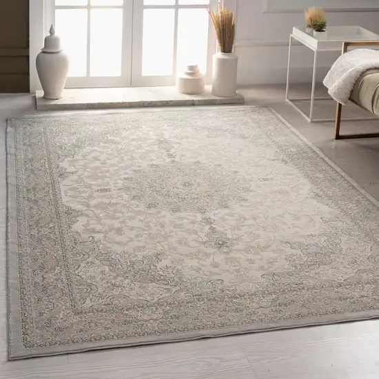 Gray Medallion Area Rug Photo 8