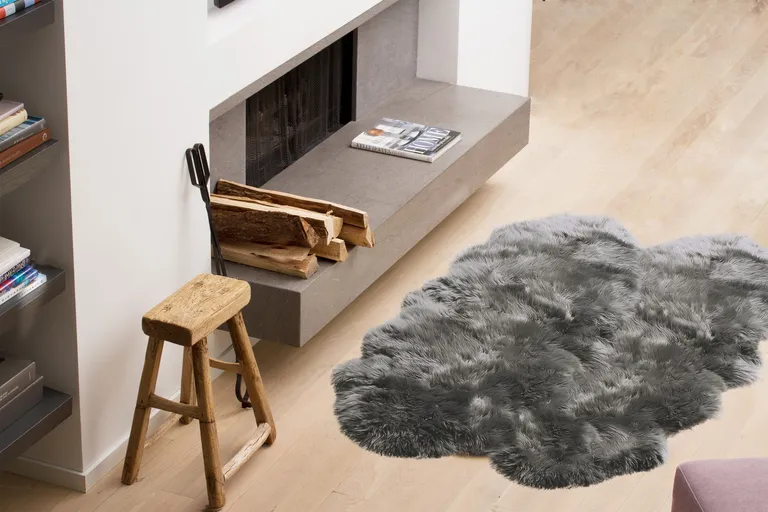 Gray Quattro Sheepskin Wool Area Rug Photo 1