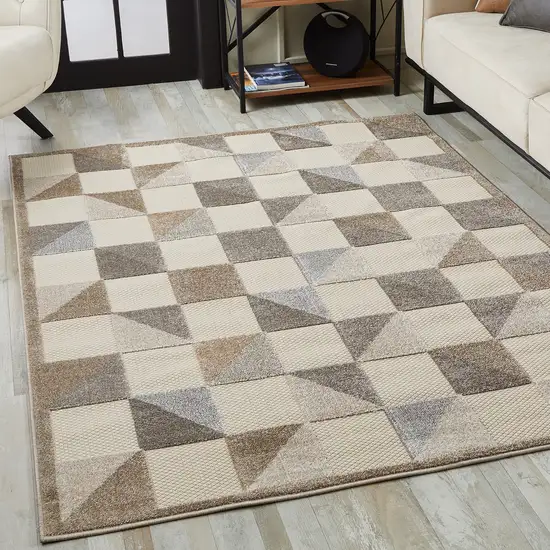 Gray Triangle Indoor Outdoor Area Rug Photo 7