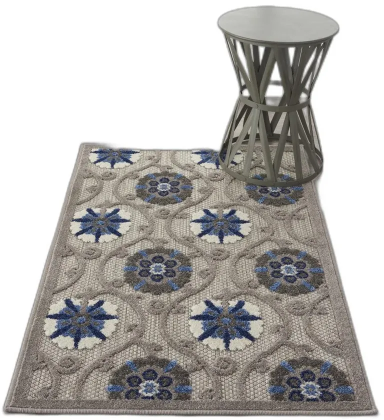 Gray and Blue Indoor Outdoor Area Rug Photo 5