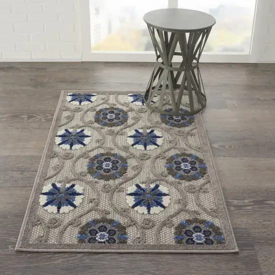 Gray and Blue Indoor Outdoor Area Rug Photo 6