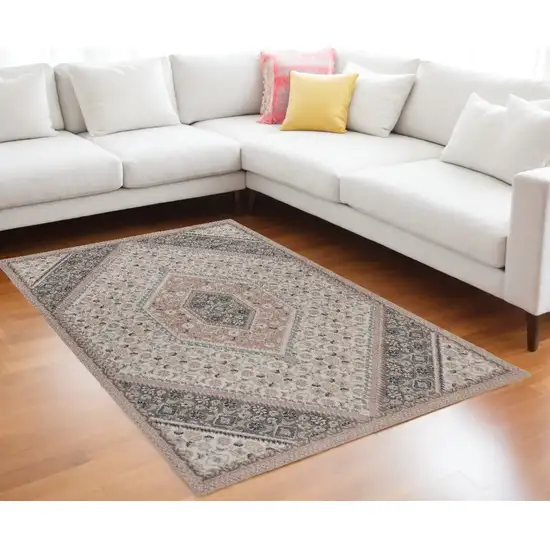 Gray and Ivory Area Rug Photo 1