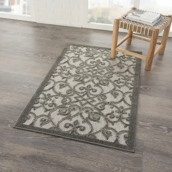 Gray Floral Indoor Outdoor Area Rug Photo 5