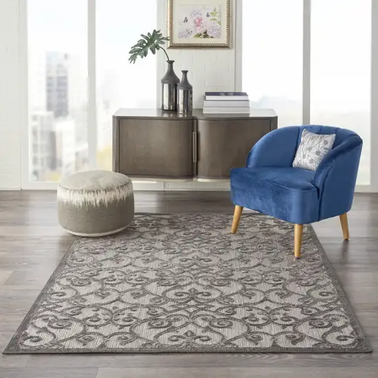 Gray Floral Indoor Outdoor Area Rug Photo 2