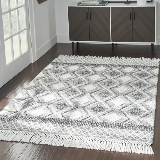 Gray and Ivory Geometric Flatweave Handmade Area Rug With Fringe Photo 9