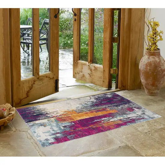 Magenta Abstract Dhurrie Area Rug Photo 1