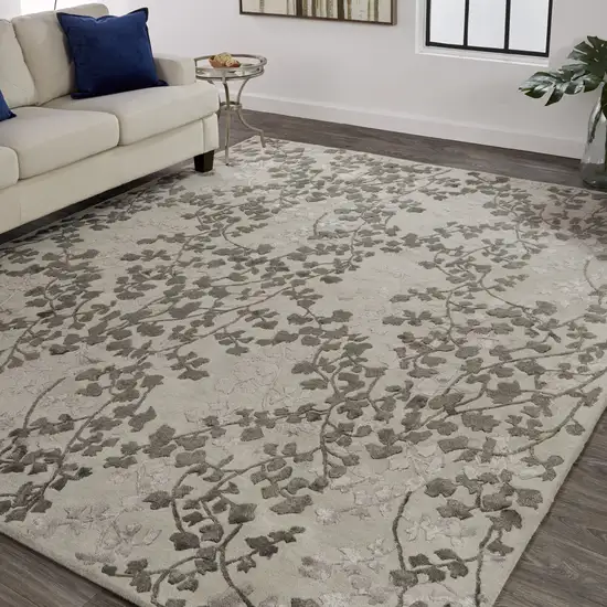 Gray and Silver Floral Hand Tufted Area Rug Photo 9