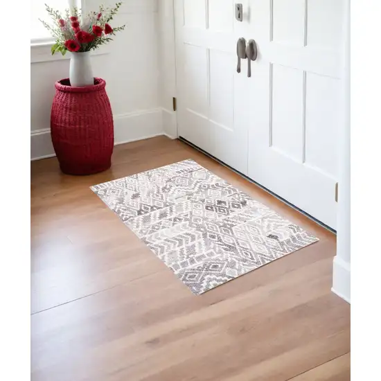 Gray and White Abstract Geometric Hand Tufted Distressed Area Rug Photo 1