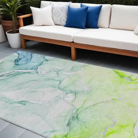 Green Abstract Washable Non Skid Indoor Outdoor Area Rug Photo 1