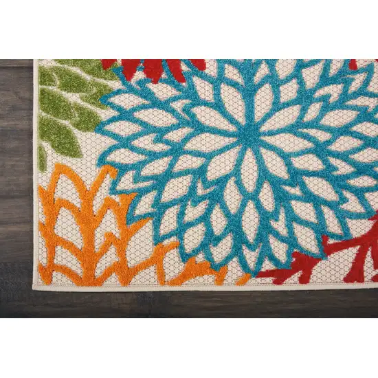 Green Floral Indoor Outdoor Runner Rug Photo 3